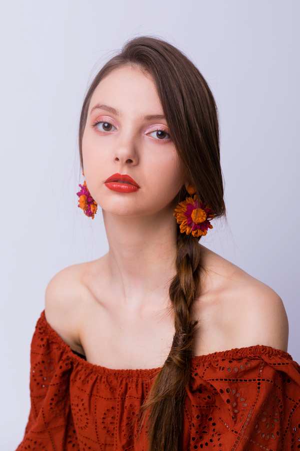 sesja zdjęciowa dla przyszłej modelki w studio Wrocław