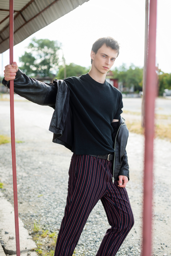 sesja zdjęciowa dla modela w plenerze Wrocław